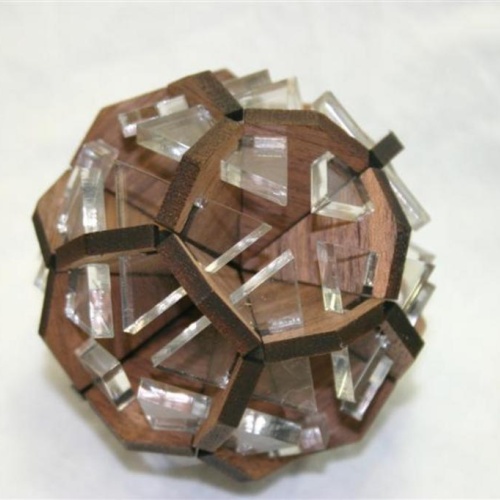 ICO Puzzle (limited edition, walnut)