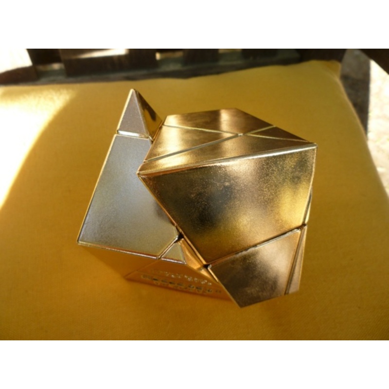 Tony Fisher's Golden Cube (bronze version)