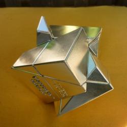 Tony Fisher&#039;s Golden Cube (silver version)