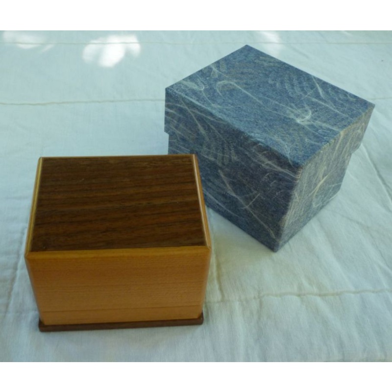 Tajima's Hoop puzzle box