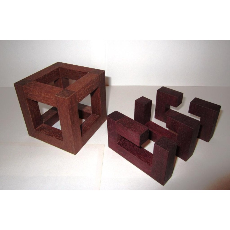 Caged Knot