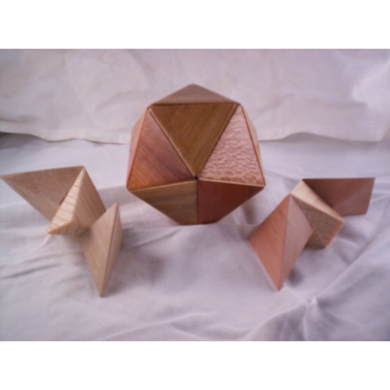 Spinning Exploding Icosahedron