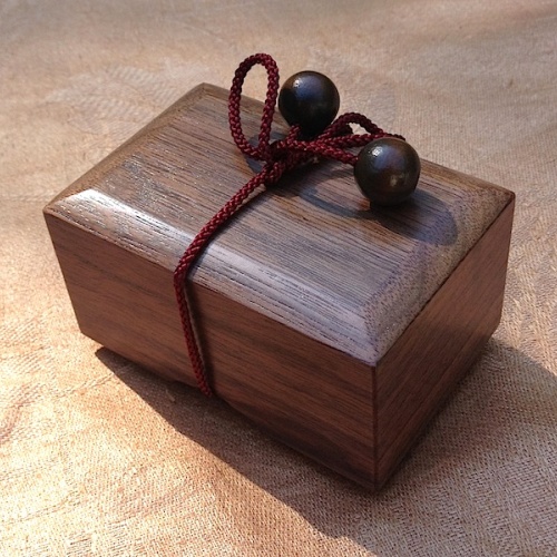 String Box 2