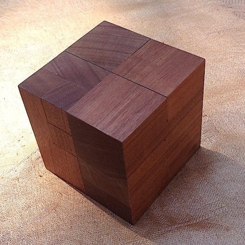 Apparently Impossible Cube #1