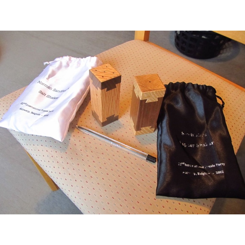 Sandfield Salt & Pepper Set