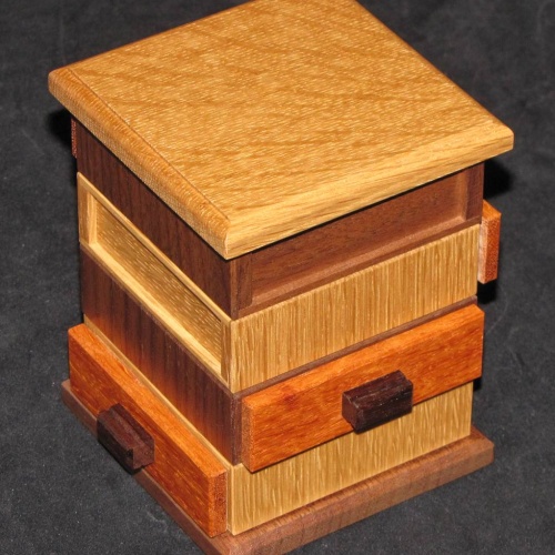 Four Direction Drawer - Hiroshi Iwahara