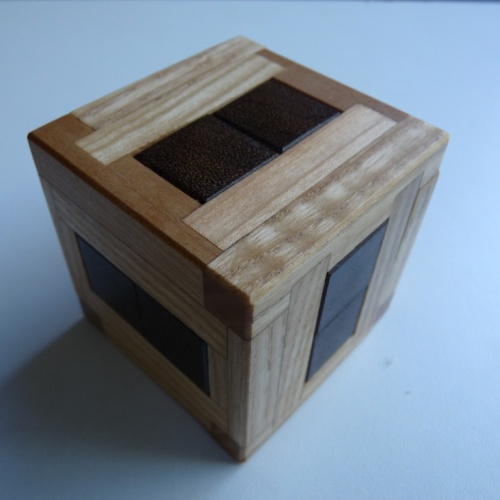 2 HALVES CAGES 4A (Ash Wakapou) (Benedetti/Vigouroux)