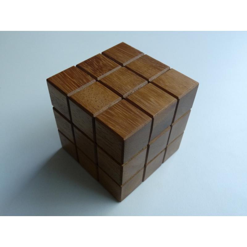 DAEDALUS (Unknown wood 7.8cm) (Benedetti/Vigouroux)