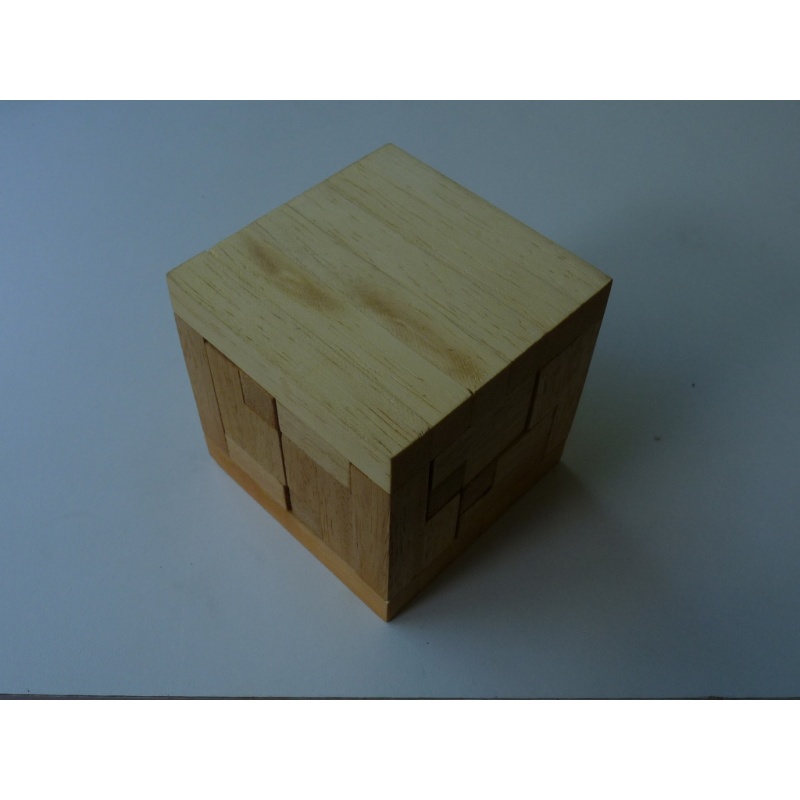 Twice Twisted Pieces in box (Benedetti)