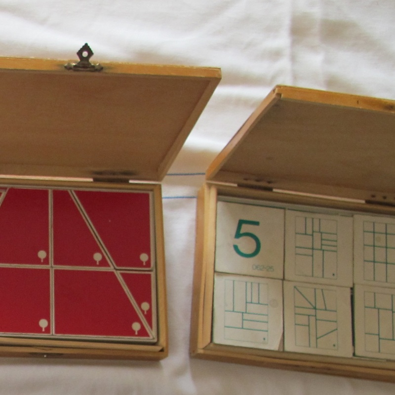 Geometric green and red