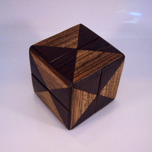 Diagonal Cube