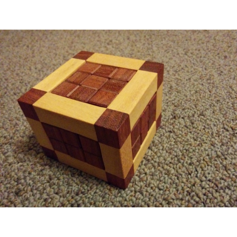 Twin Pentominoes in a Light Box