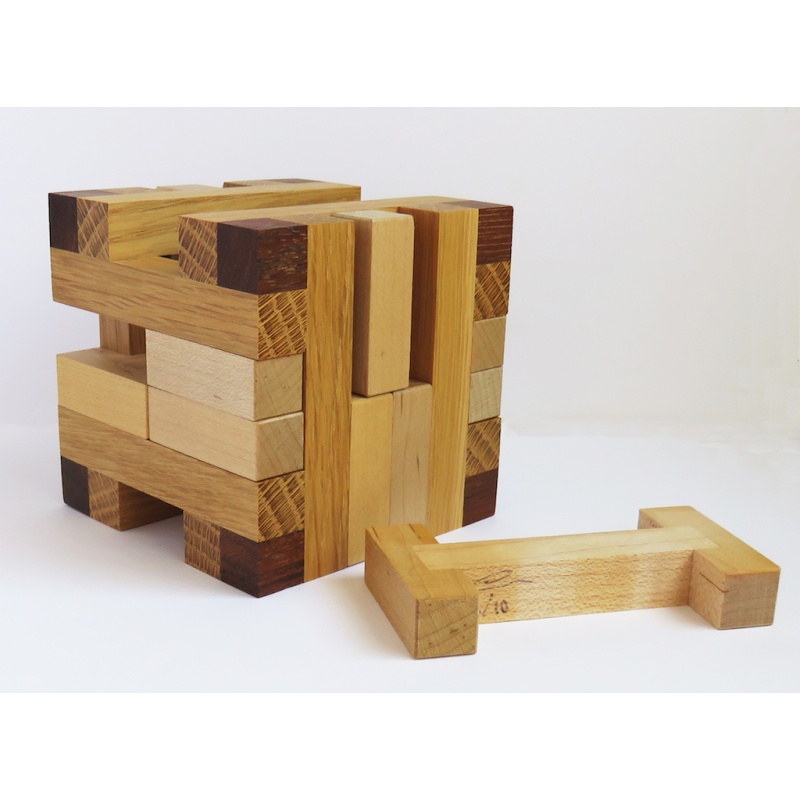 I-Trouble Interlocking Puzzle