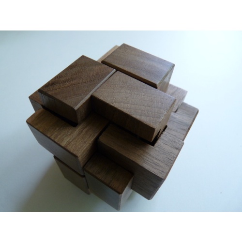 ODD REPARTITION (European Walnut) (Benedetti/Vigouroux)