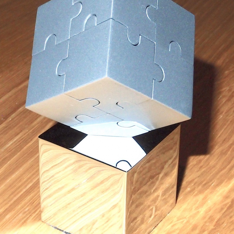 Jigsaw Cube