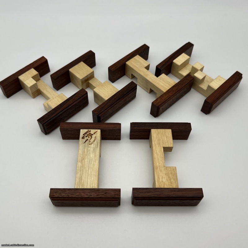 Murbiter's Devilish Burr by Primitivo Familiar Ramos