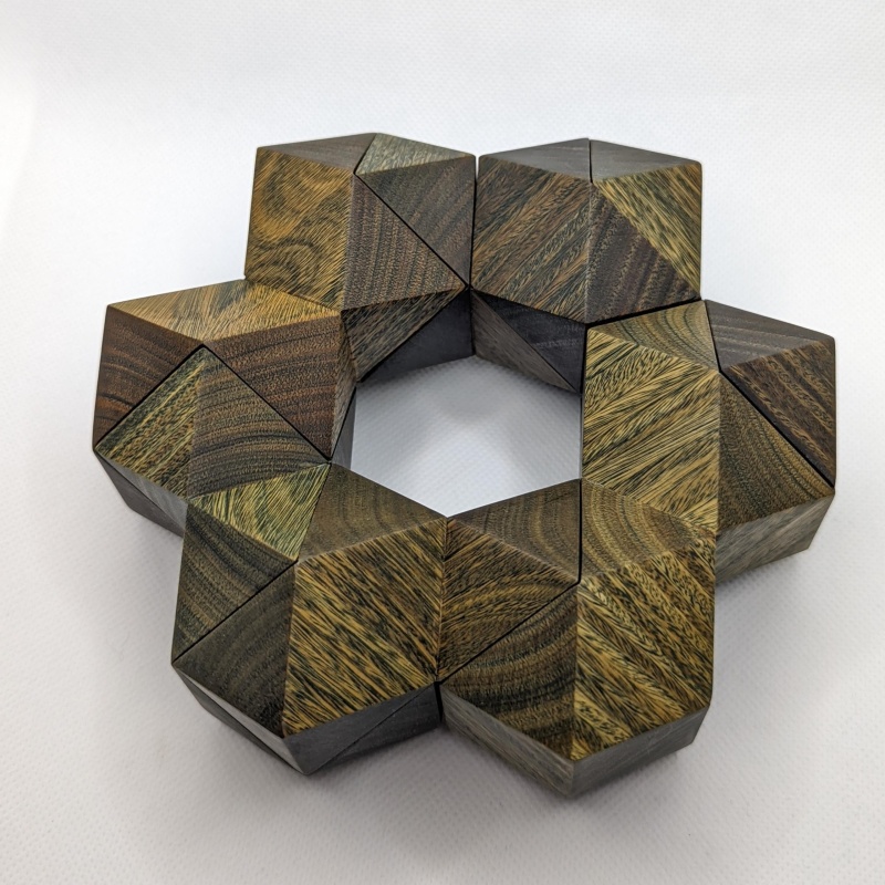 Peanut Puzzle : Stewart CoffinSTC67 (Lignum Vitae)