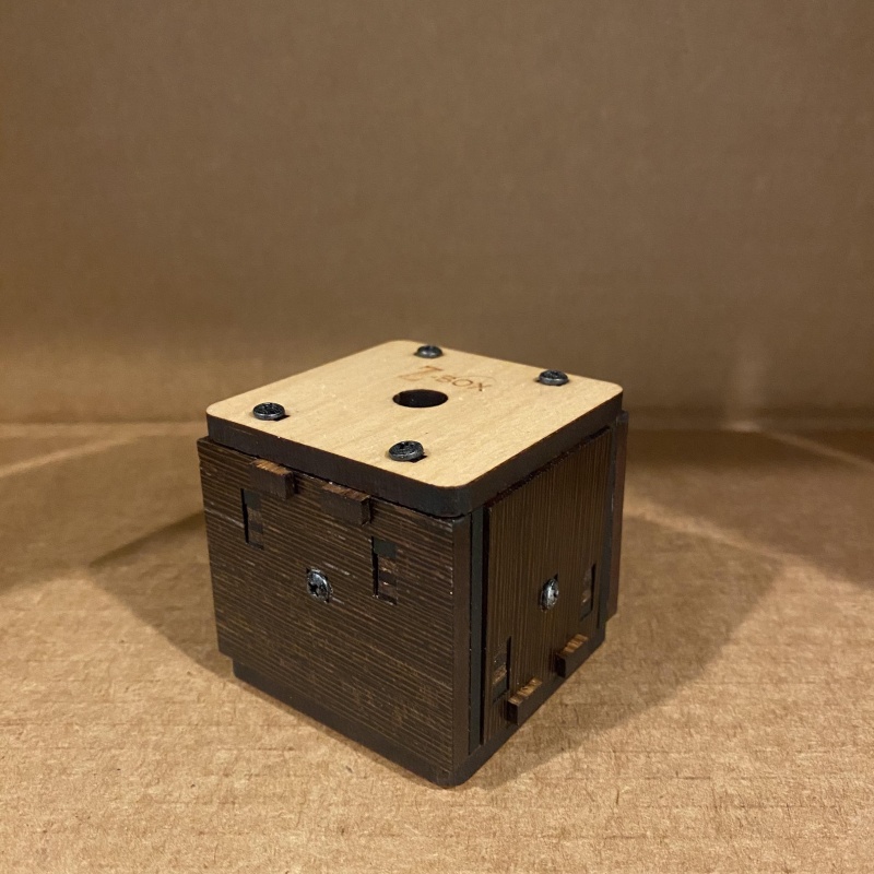 Z Box by Jean-Claude Constantin