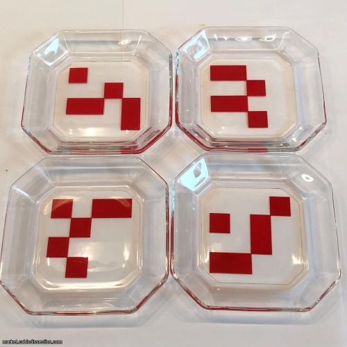 Red all Through - Toyo Glass