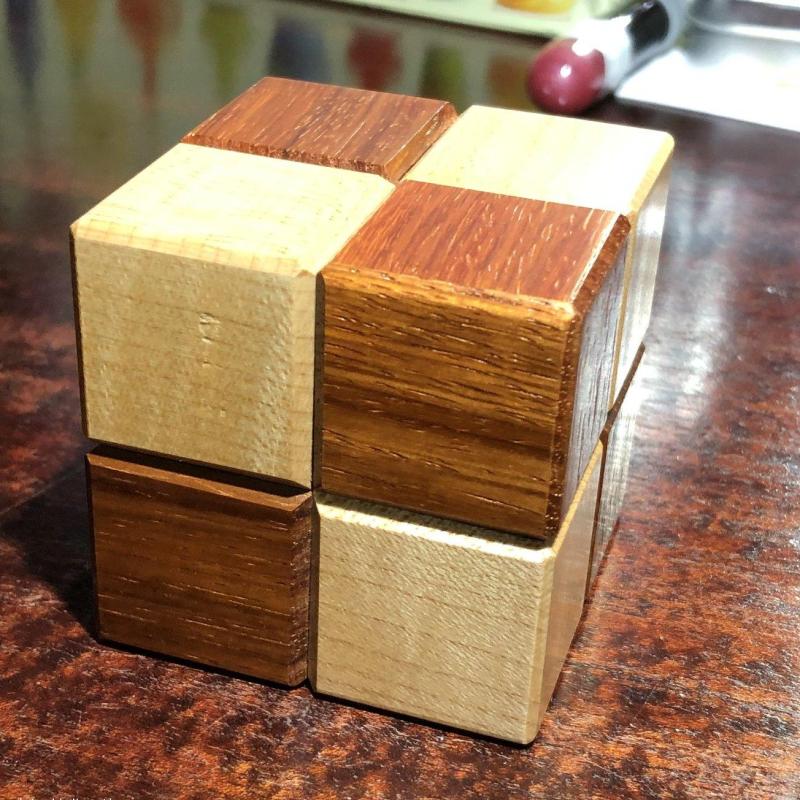 Karakuri Cube Box 4