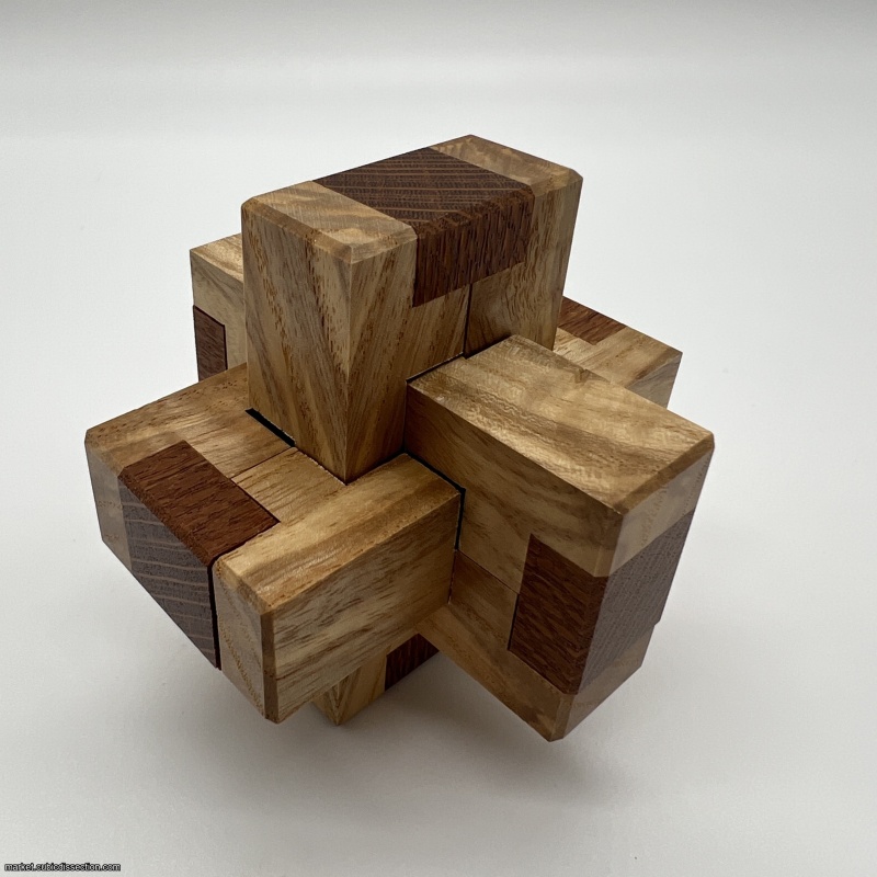 Stepping Burr by Junichi Yananose