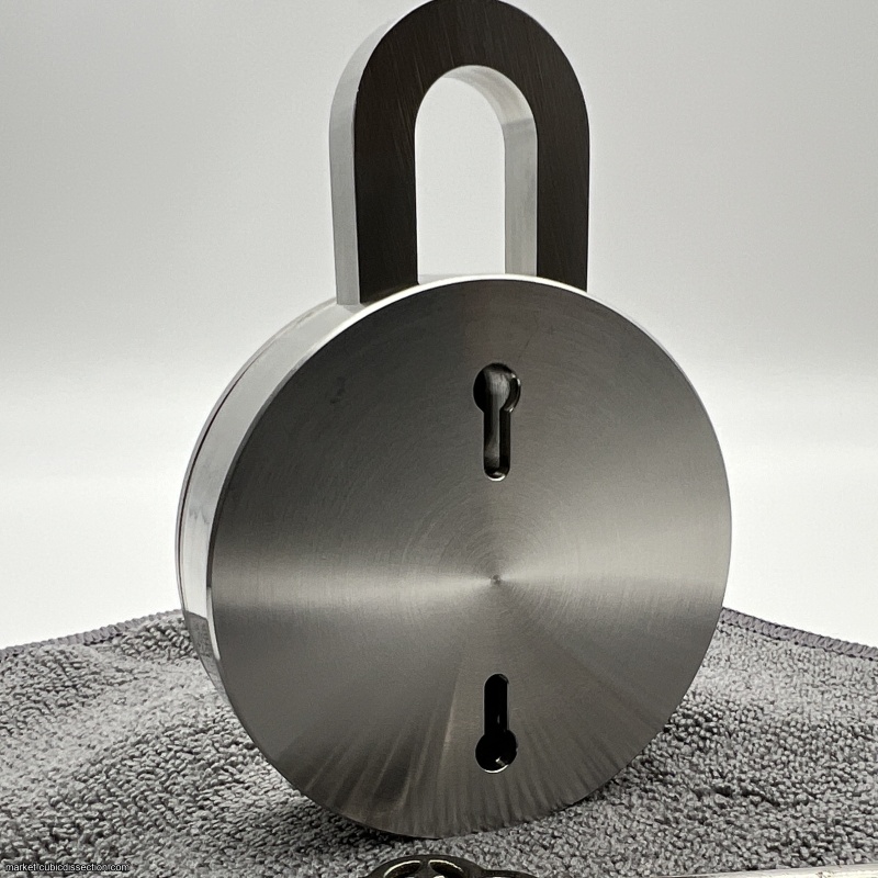 Swing Lock by Splinter Spierenburgh