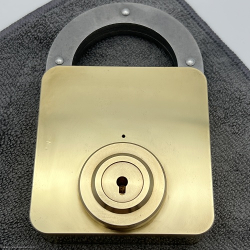 T13, Trick Lock 13 by Rainer Popp